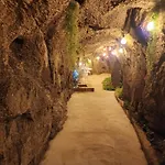 Seochon Secret Cave House