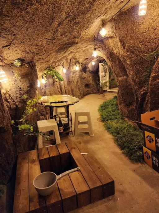 Seochon Secret Cave House Seoul