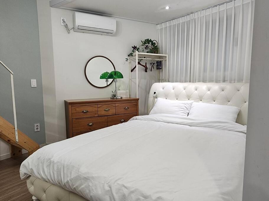 Seochon Secret Cave House Ferienhaus *
