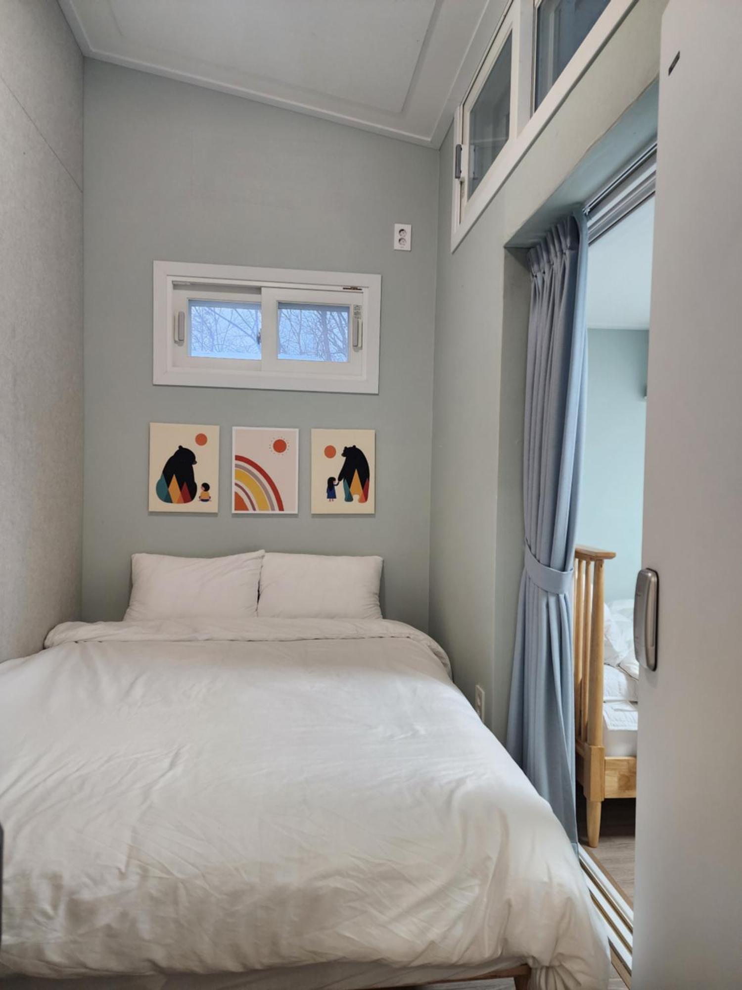 Seochon Secret Cave House