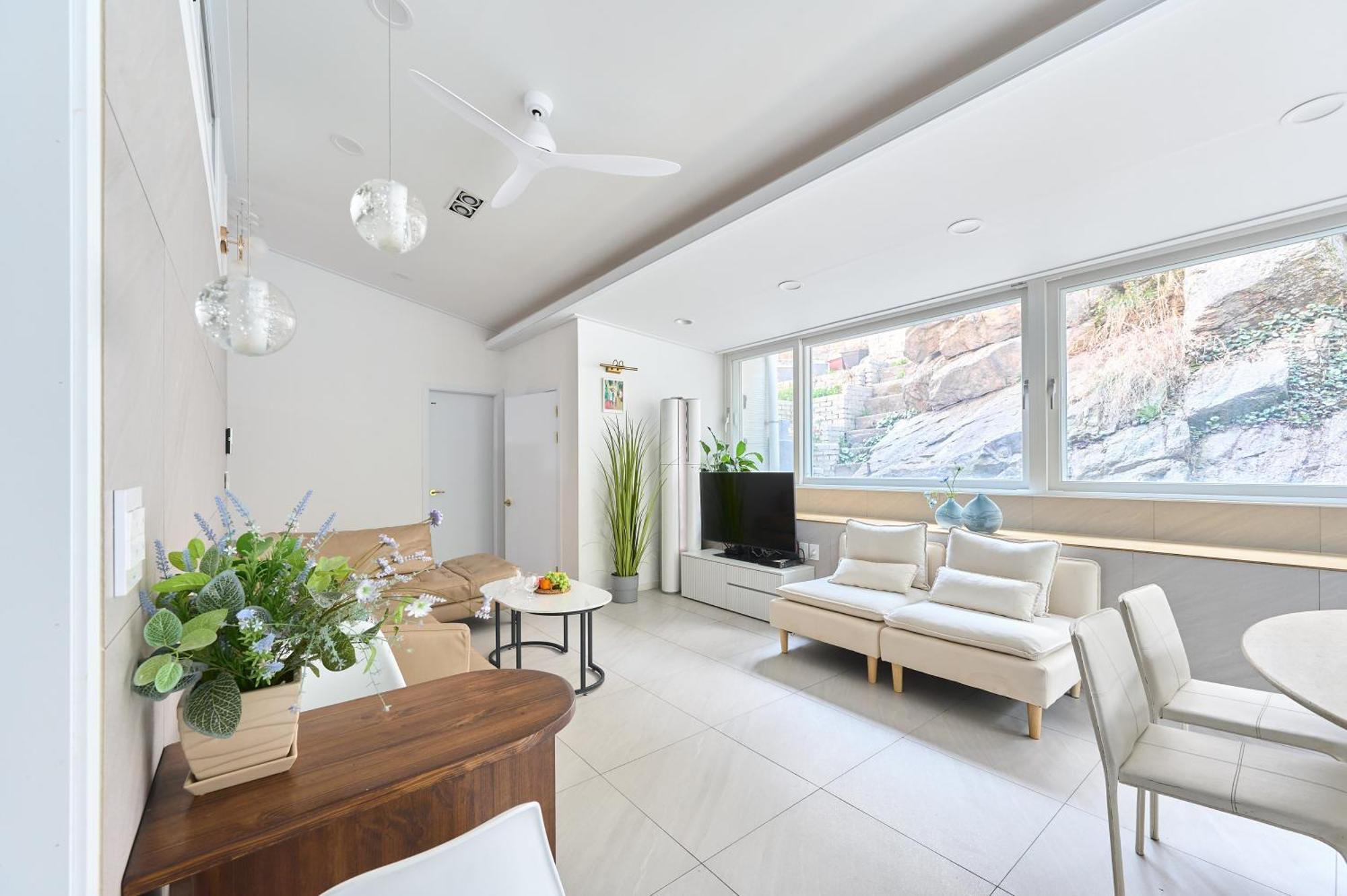 Ferienhaus Seochon Secret Cave House